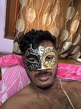 VVcouple online show from 10.17.25