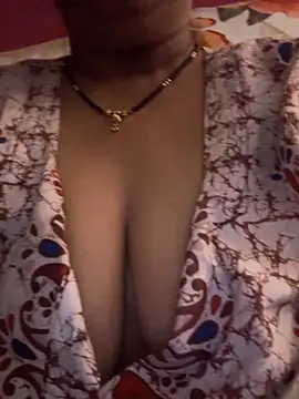 Snapshot of Divya-22 chatting on 12.05.25 Divya-22 online show from 12.05.25