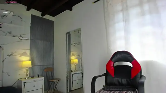 LilihtMature online show from 12.14.25