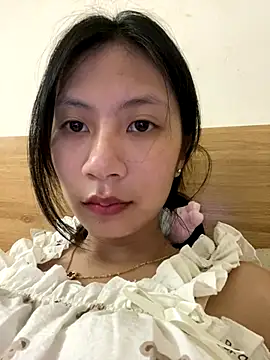 Snapshot of Lil-Gi chatting on 09.15.25 Lil-Gi online show from 09.15.25