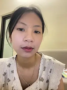 Snapshot of Lil-Gi chatting on 10.05.25 Lil-Gi online show from 10.05.25