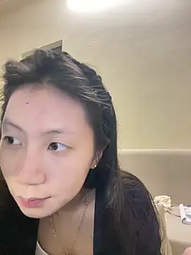 Snapshot of Lil-Gi chatting on 10.06.25 Lil-Gi online show from 10.06.25