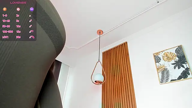 NicolWhite online show from 11.18.25