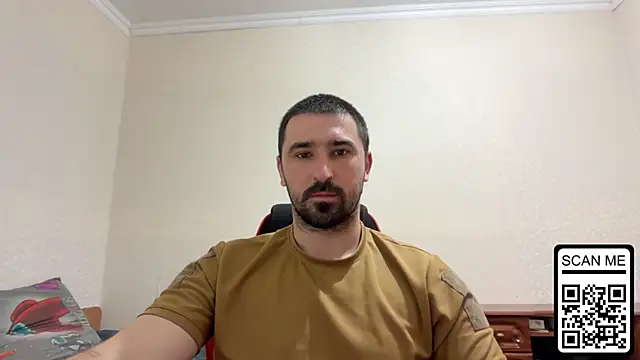 Snapshot of Hard_to_Obey chatting on 05.26.26 Hard to Obey online show from 05.26.26
