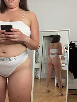 chloedlm5 online show from 09.11.25