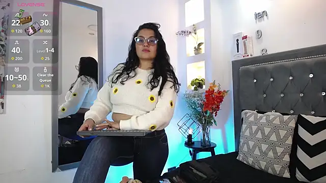 MelissaRhodes online show from 12.16.25