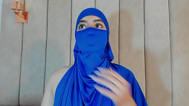 Snapshot of nayiraa_ chatting on 03.04.26 nayiraa online show from 03.04.26