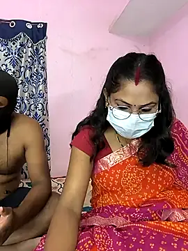 Lovlycouple1 online show from 10.22.25