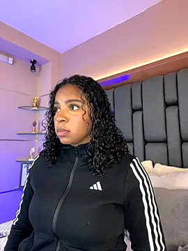 LisaMendez online show from 10.03.25