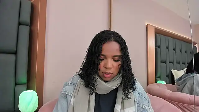 LisaMendez online show from 10.14.25