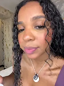 LisaMendez online show from 05.20.26