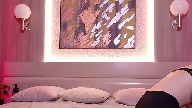 Snapshot of Alison_kisss chatting on 10.19.25 Alison kisss online show from 10.19.25