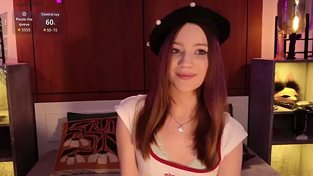 Snapshot of Alison_kisss chatting on 04.29.26 Alison kisss online show from 04.29.26