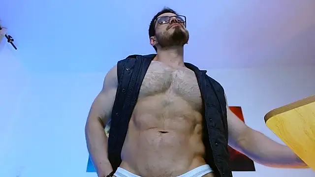 Axel Lover online show from 10.04.25