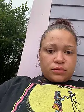 thatgurlred online show from 09.28.25