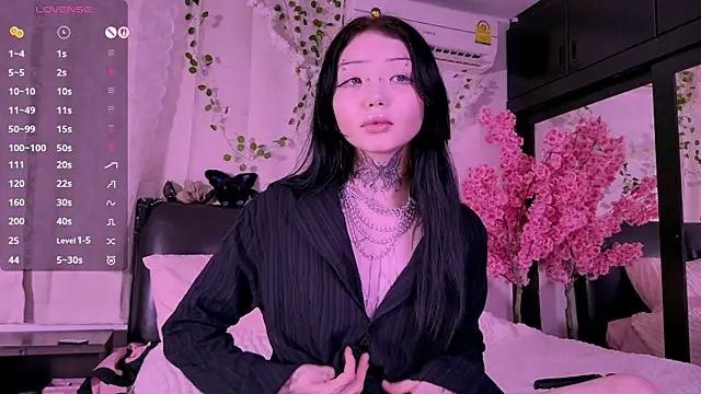 Lein Bone online show from 10.22.25