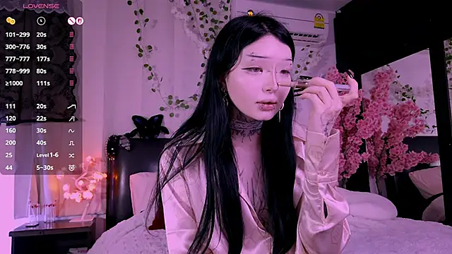 Lein Bone online show from 11.07.25