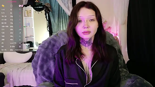 Snapshot of Lein_Bone chatting on 06.14.26 Lein Bone online show from 06.14.26