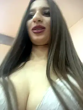 Anyssia online show from 12.15.25