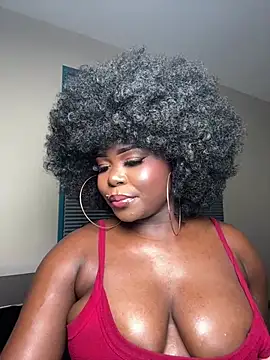 WomanNextdoor1 online show from 03.20.26