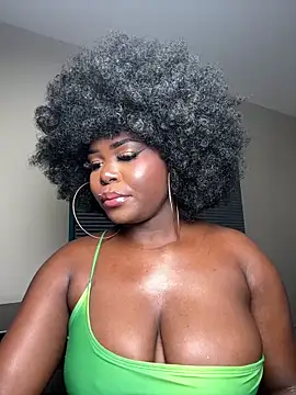 WomanNextdoor1 online show from 03.28.26