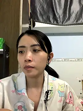 Minee1202 online show from 10.21.25