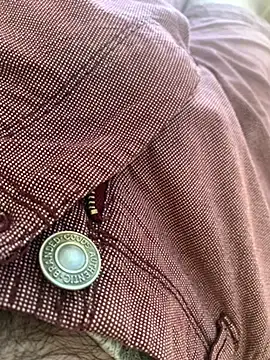 Snapshot of MuzzyFacing chatting on 09.25.25 MuzzyFacing online show from 09.25.25