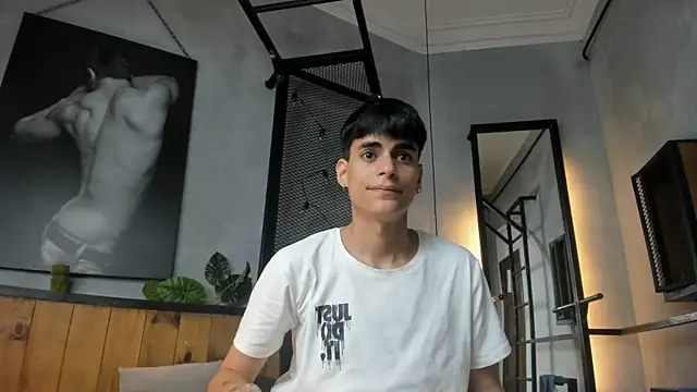 Dani mc1 online show from 09.24.25