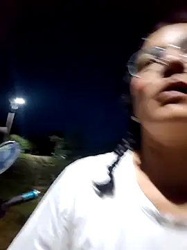 Lily-o online show from 10.26.25