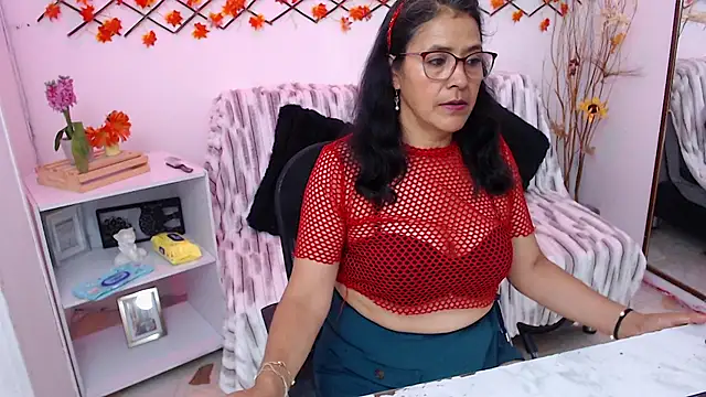 AmandaPeet online show from 12.04.25