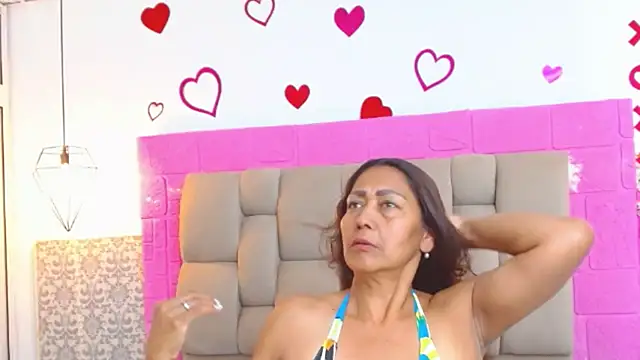 Snapshot of Damary_Leon chatting on 09.23.25 Damary Leon online show from 09.23.25