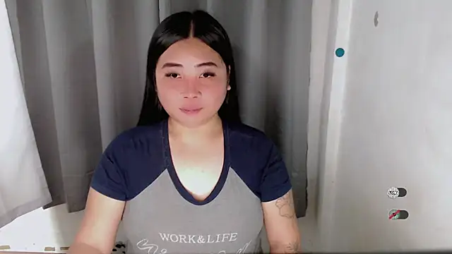 Snapshot of Yhana_Slut chatting on 09.25.25 Yhana Slut online show from 09.25.25