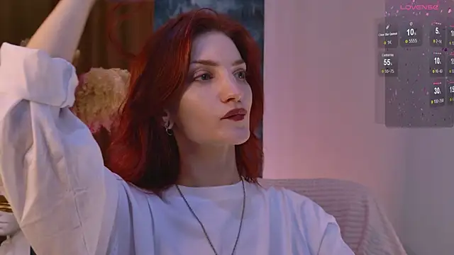 Snapshot of WendyGilber chatting on 10.24.25 WendyGilber online show from 10.24.25