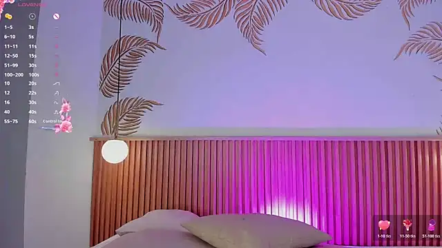 Snapshot of Valleriie_ chatting on 02.24.26 Valleriie online show from 02.24.26