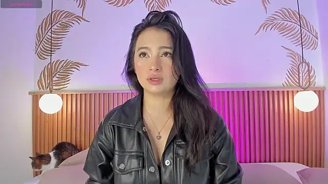 Snapshot of Valleriie_ chatting on 02.27.26 Valleriie online show from 02.27.26