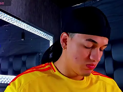 rocoo santos online show from 03.10.26