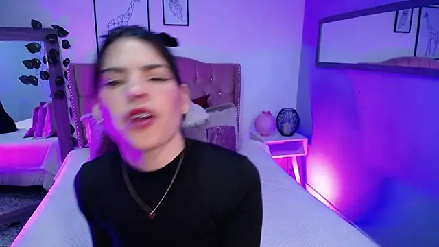 Astrid Velle online show from 10.12.25