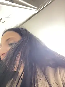 yumi-hot online show from 05.14.26