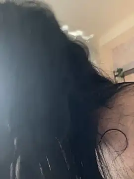 yumi-hot online show from 05.15.26