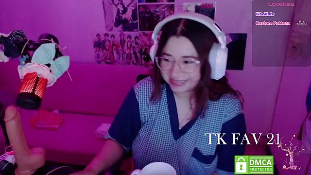 Snapshot of Pink_girl0n chatting on 06.01.26 Pink girl0n online show from 06.01.26