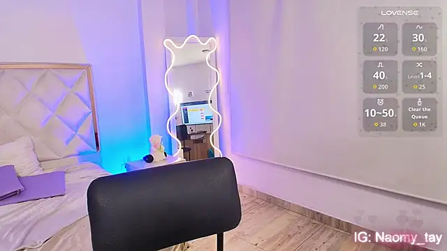 Naomy tay1 online show from 10.13.25