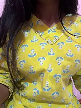 Snapshot of modelnishu chatting on 01.19.26 modelnishu online show from 01.19.26