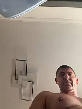 BULLBSX online show from 04.21.26