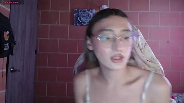 Andrea camilaaa online show from 10.14.25