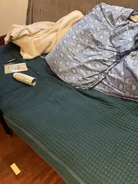 Snapshot of maxxoulax chatting on 10.13.25 maxxoulax online show from 10.13.25