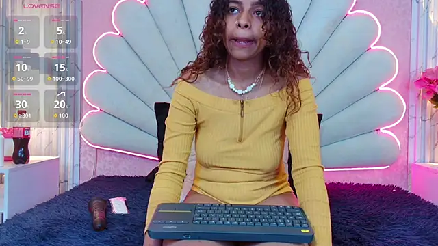 MisRoos online show from 12.16.25