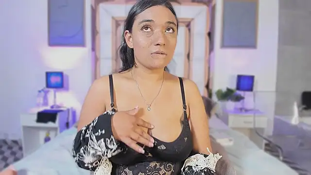 scarlet dh online show from 12.04.25