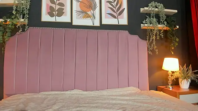 Snapshot of scarlet_dh chatting on 07.17.26 scarlet dh online show from 07.17.26
