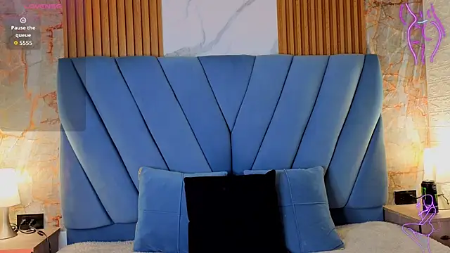 angel  red  online show from 09.25.25