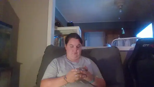 Snapshot of LittleBunny3 chatting on 09.16.25 LittleBunny3 online show from 09.16.25